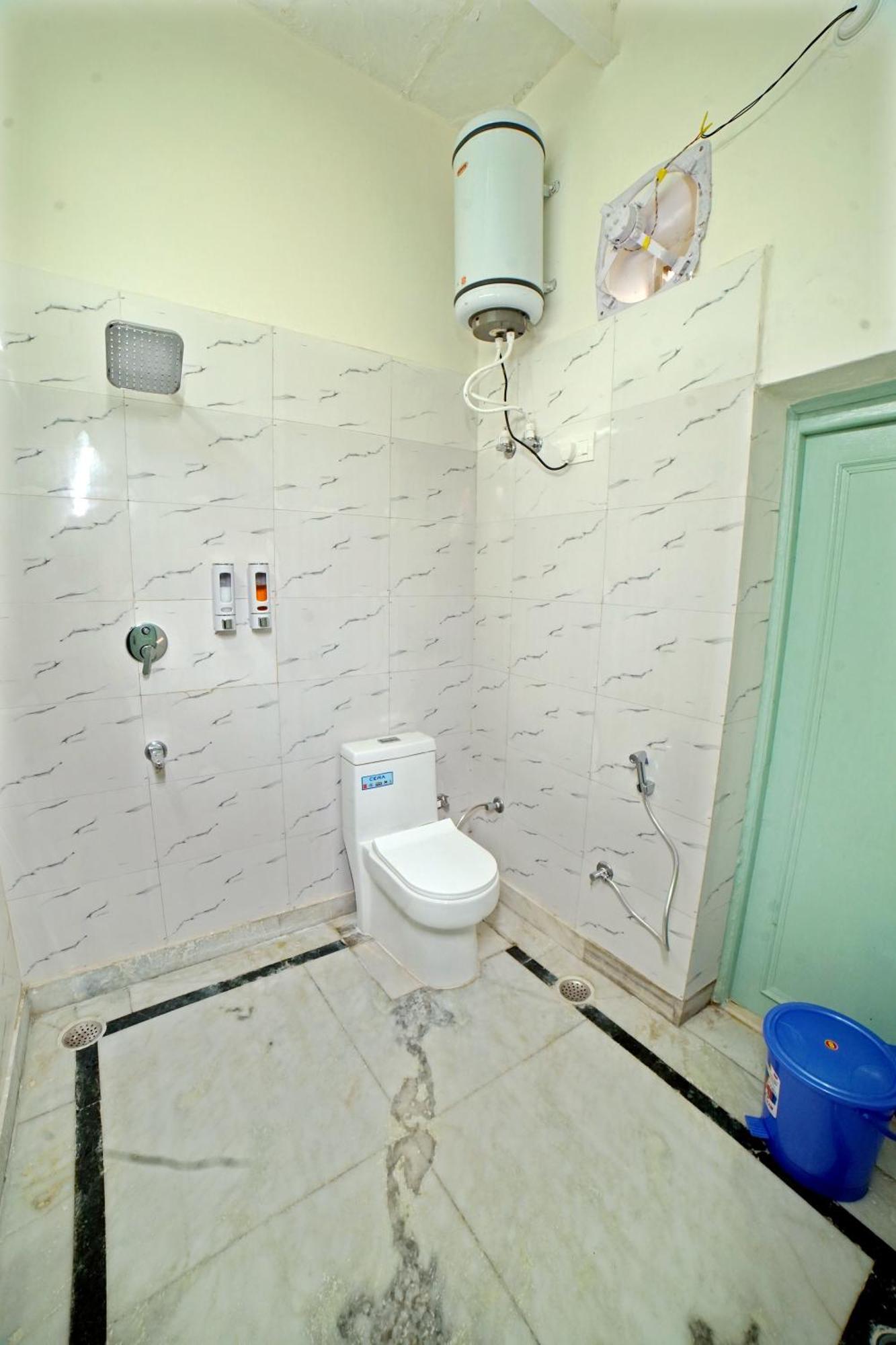 فندق Shree Krishna Bhakti Ashram Vrindāvan المظهر الخارجي الصورة